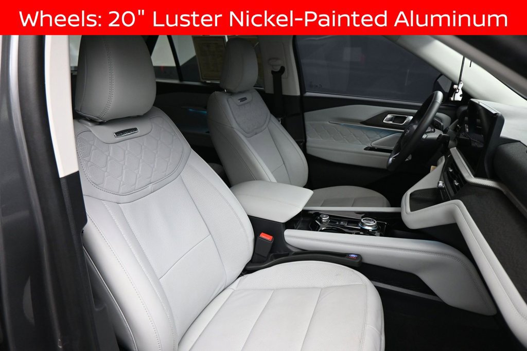 Used 2026 Ford Explorer Platinum w/ LUX Leather Package AWD/4WD image 23