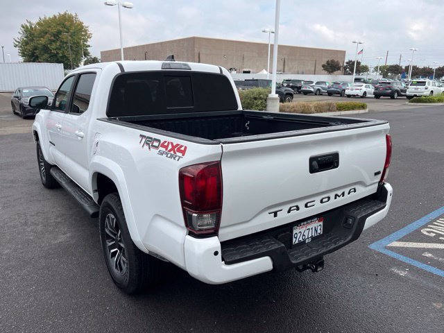 Used 2022 Toyota Tacoma TRD Sport w/ Technology Package AWD/4WD image 5