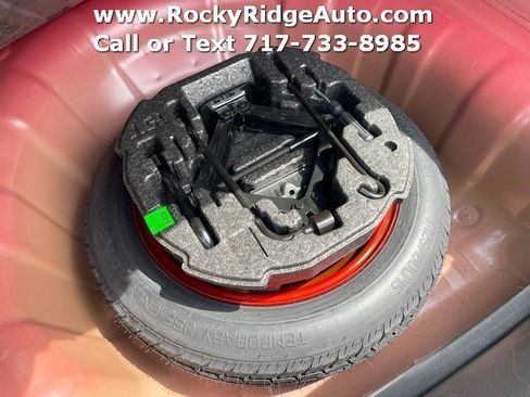 Used 2019 Hyundai Elantra SE image 25