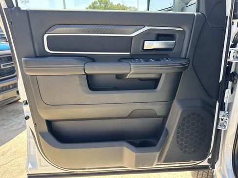 New 2027 RAM 3500 Big Horn AWD/4WD image 22