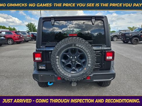 Used 2023 Jeep Wrangler Unlimited AWD/4WD image 6