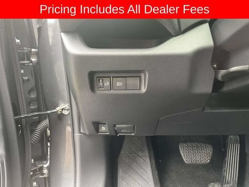 Used 2023 Toyota RAV4 SE AWD/4WD image 22