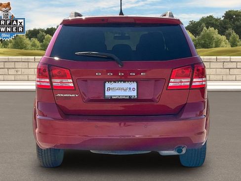 Used 2020 Dodge Journey SE w/ SE Popular Equipment Group FWD image 4