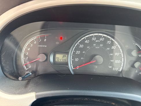 Used 2014 Toyota Sienna L image 15