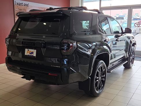 New 2026 Toyota 4Runner Platinum AWD/4WD image 4