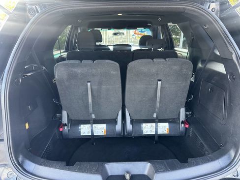 Used 2016 Ford Explorer XLT image 21