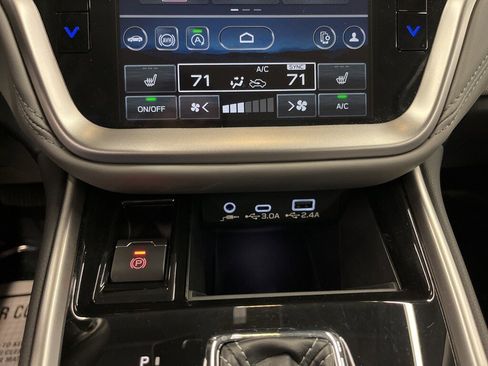 Certified 2025 Subaru Legacy Premium image 23