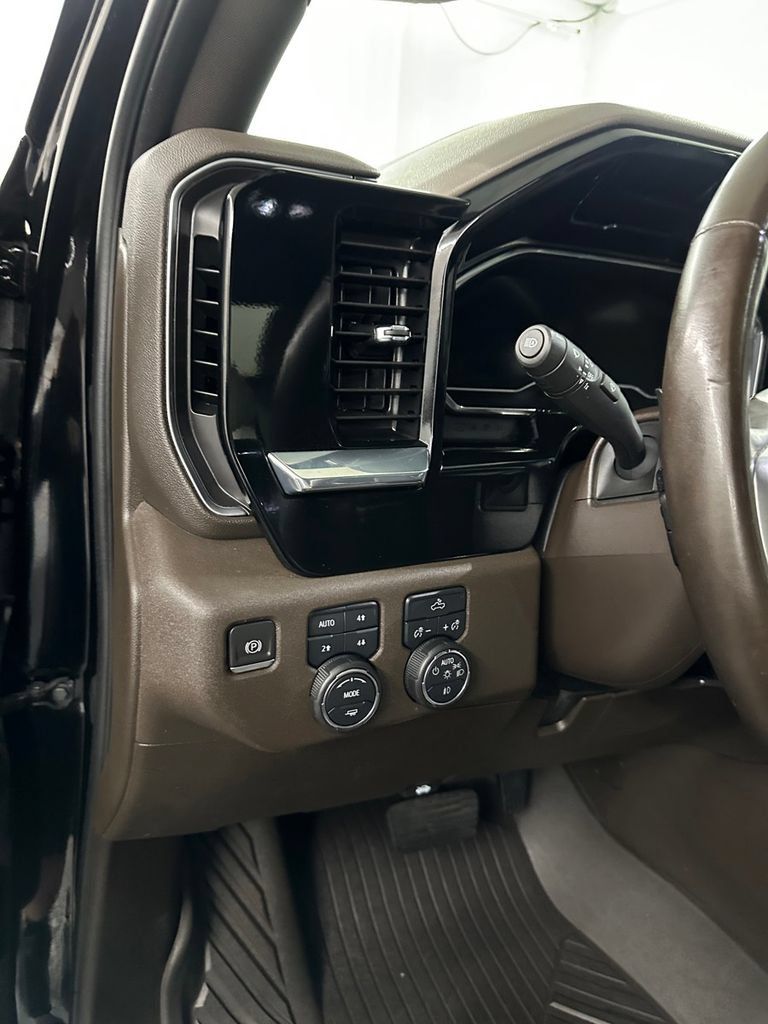 Used 2024 Chevrolet Silverado 1500 RST w/ Convenience Package II AWD/4WD image 15