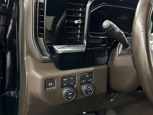 Used 2024 Chevrolet Silverado 1500 RST w/ Convenience Package II AWD/4WD image 15