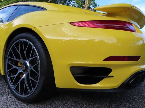 Used 2015 Porsche 911 Turbo S AWD/4WD image 9