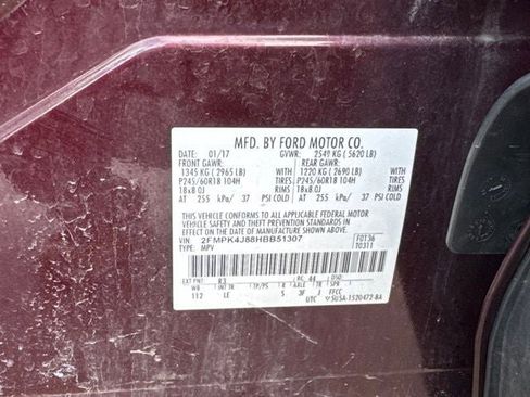 Used 2017 Ford Edge SEL w/ Equipment Group 201A AWD/4WD image 32