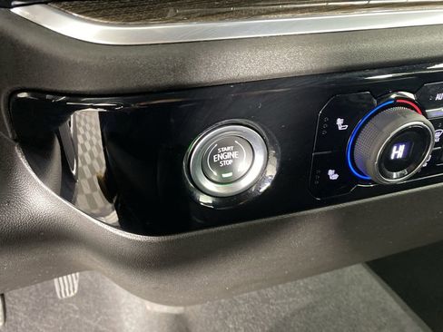 Used 2022 Chevrolet Silverado 1500 LT w/ Protection Package image 20