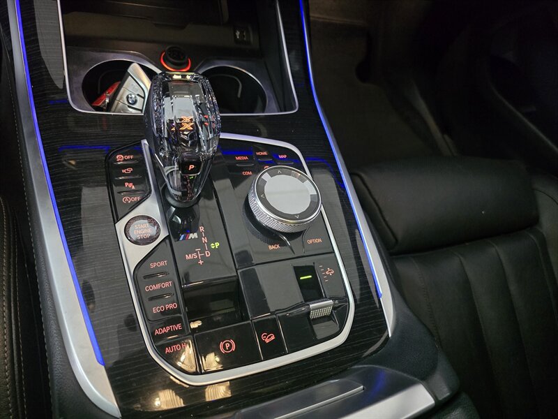 Used 2020 BMW X7 M50i w/ Executive Package AWD/4WD image 34