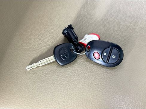 Used 2013 Toyota Sequoia Platinum image 45