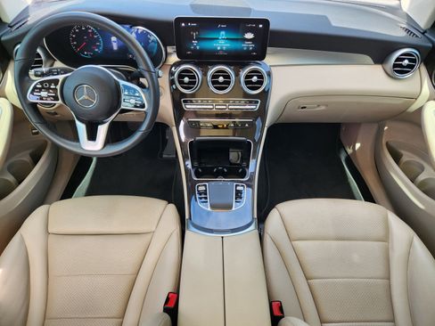Used 2022 Mercedes-Benz GLC 300 image 9