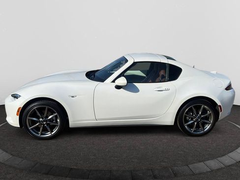 Used 2023 MAZDA MX-5 Miata Grand Touring RWD image 2