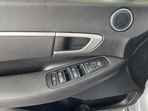 Used 2025 Hyundai Sonata SEL image 12