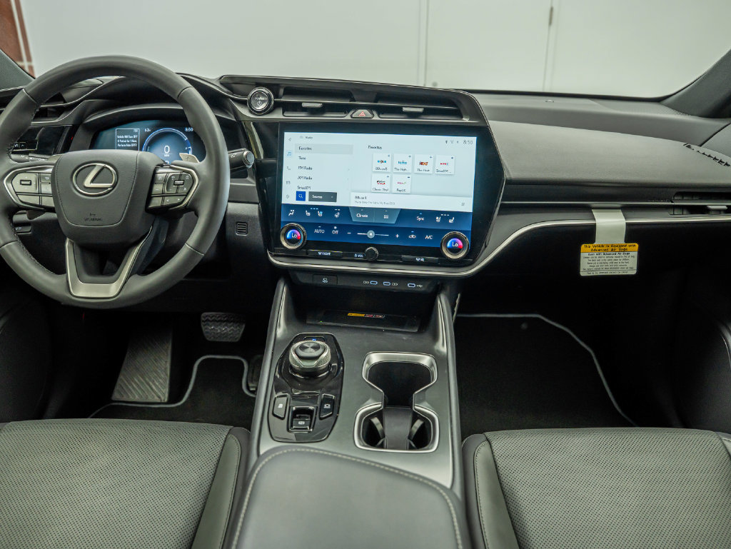 Certified 2024 Lexus RZ 300e Premium FWD image 27