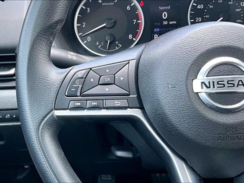 Used 2023 Nissan Sentra S FWD image 16