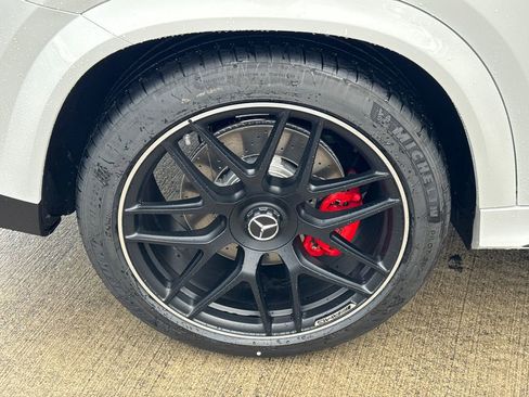 New 2026 Mercedes-Benz GLE 63 AMG S image 19