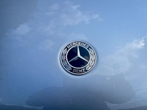 Used 2021 Mercedes-Benz GLC 300 4MATIC image 32