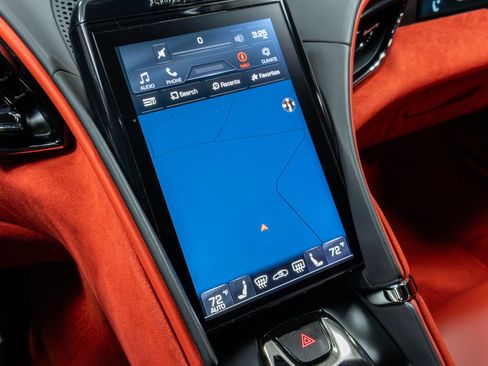 Used 2022 Ferrari Roma RWD image 79
