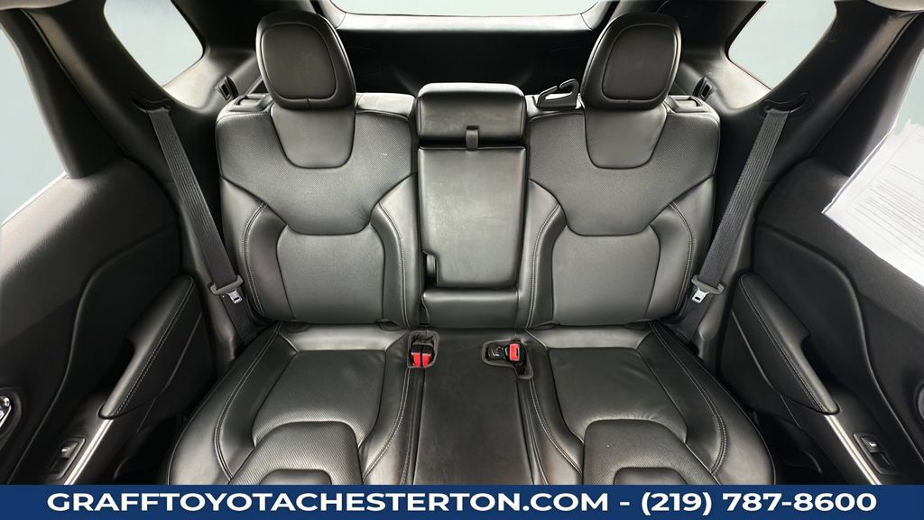 Used 2020 Jeep Cherokee Limited AWD/4WD image 24
