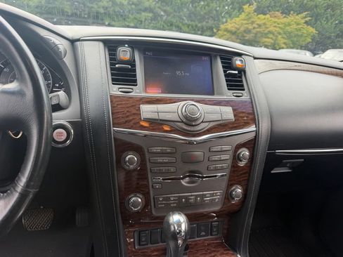 Used 2017 Nissan Armada SL AWD/4WD image 16