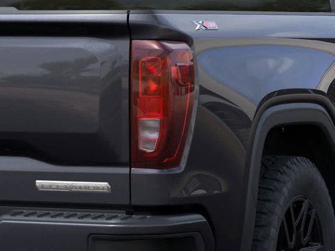 New 2026 GMC Sierra 1500 Elevation image 11