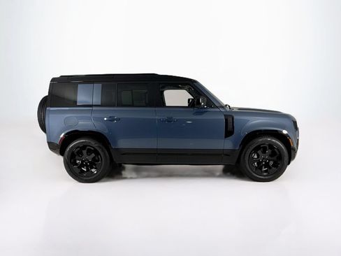 Used 2026 Land Rover Defender 110 X-Dynamic SE AWD/4WD image 6