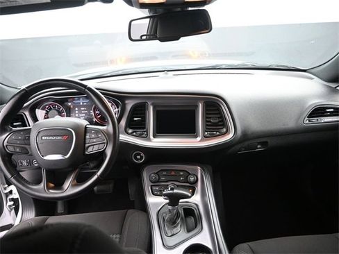 Used 2023 Dodge Challenger SXT image 10