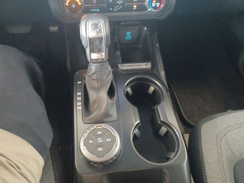 New 2025 Ford Bronco 4-Door w/ Sasquatch Package image 30