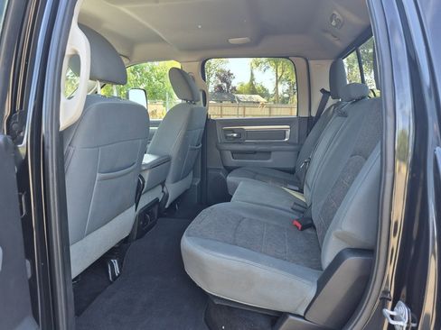 Used 2016 RAM 1500 Classic SLT image 34