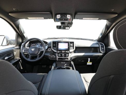 New 2026 RAM 1500 Express AWD/4WD image 22