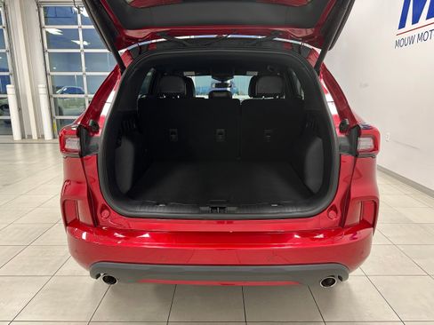 Used 2023 Ford Escape ST-Line Select w/ Tech Pack #2 image 7