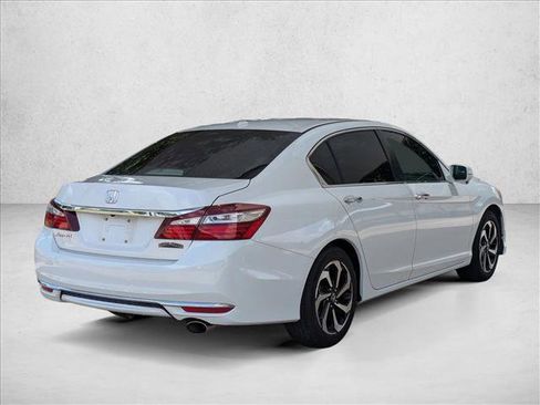 Used 2017 Honda Accord EX-L image 5