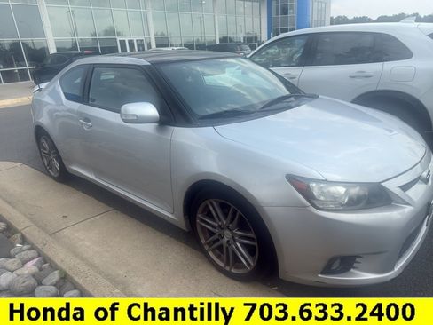 Used 2011 Scion tC FWD image 2