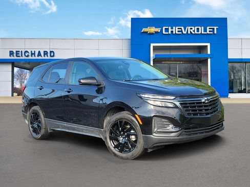Used 2024 Chevrolet Equinox LS w/ LS Convenience Package AWD/4WD image 1