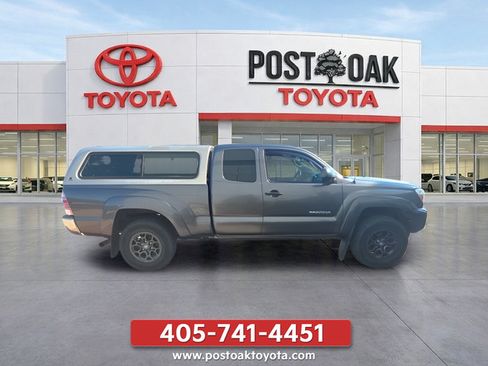 Used 2013 Toyota Tacoma PreRunner RWD image 8