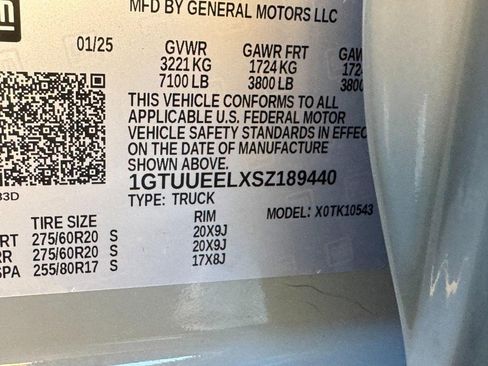 Used 2025 GMC Sierra 1500 AT4 w/ AT4 Premium Package image 26