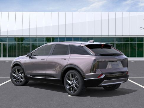 New 2026 Cadillac Optiq Luxury 1 image 3