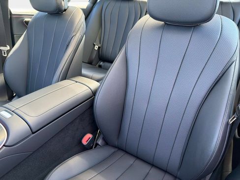 Used 2025 Mercedes-Benz E 350 Sedan image 37