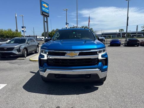 Used 2022 Chevrolet Silverado 1500 LT w/ Protection Package AWD/4WD image 2