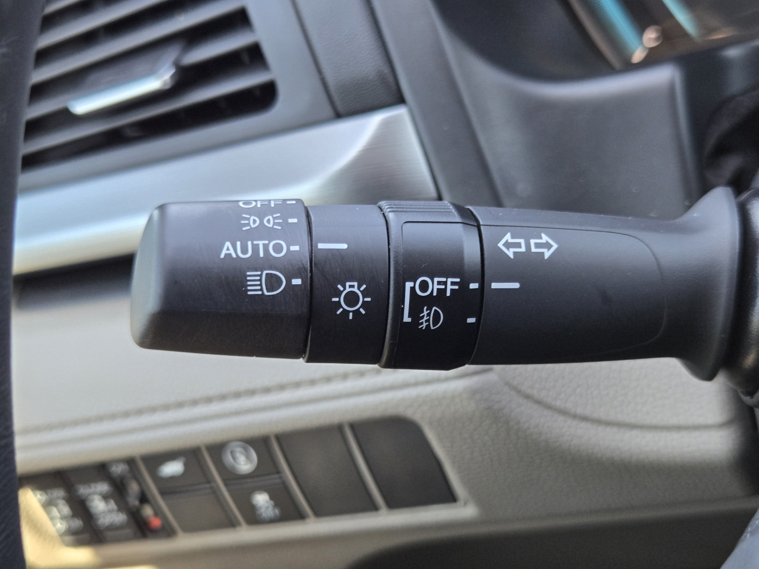 Used 2024 Honda Odyssey EX-L image 17