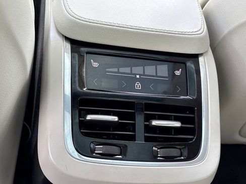 Used 2022 Volvo XC90 T6 Inscription w/ Advanced Package AWD/4WD image 22