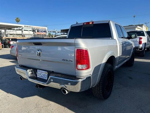 Used 2018 RAM 1500 Laramie w/ Convenience Group image 9