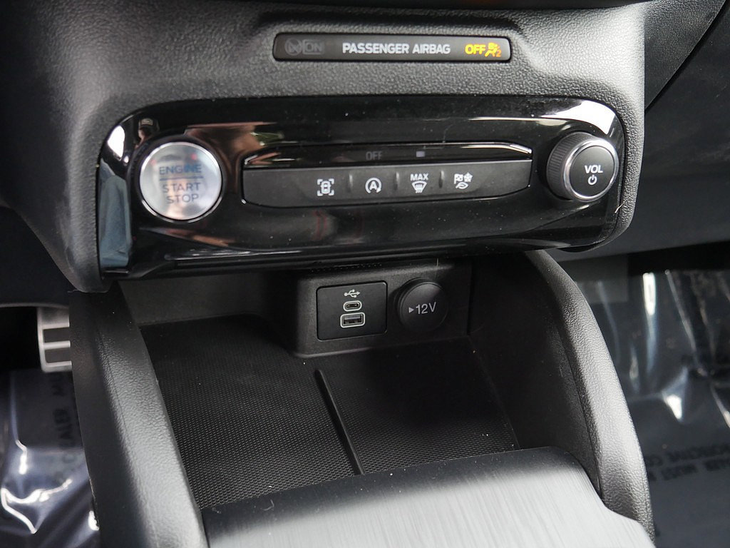 Used 2024 Ford Escape ST-Line w/ Tech Pack #1 AWD/4WD image 42