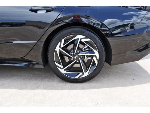 Used 2025 Hyundai Sonata SEL FWD image 32