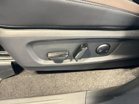 New 2026 Nissan Pathfinder Platinum image 21