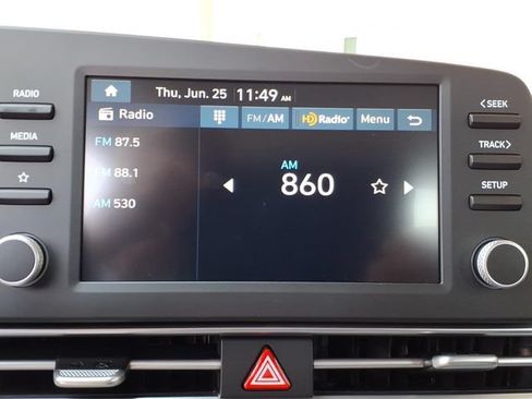 New 2026 Hyundai Elantra SEL Sport Premium FWD image 11
